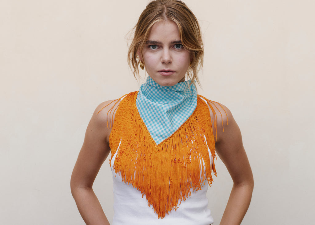 Silk fringed triangle - Pattern white and turquoise squares