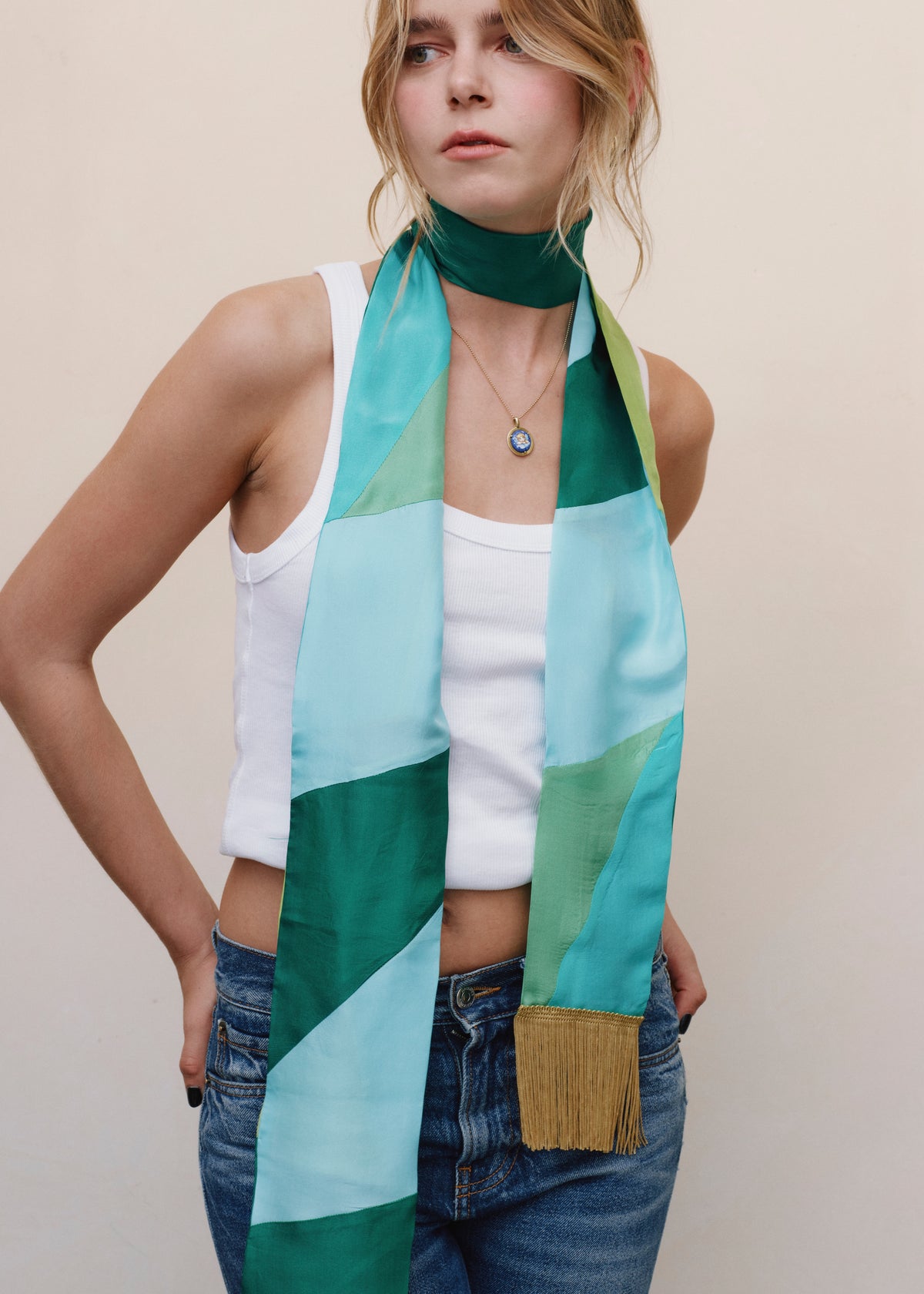 Foulard in seta - fantasia a blocchi di colore verdi