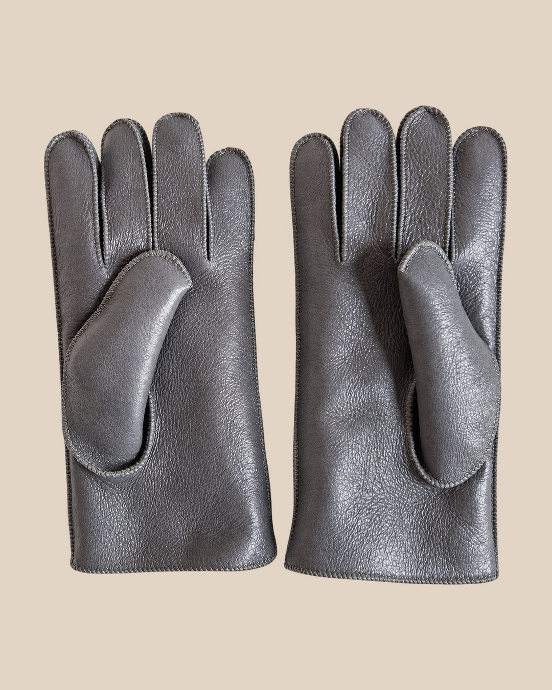 Nappa shearling gloves - silver — product view 02, shearling gloves on a beige background